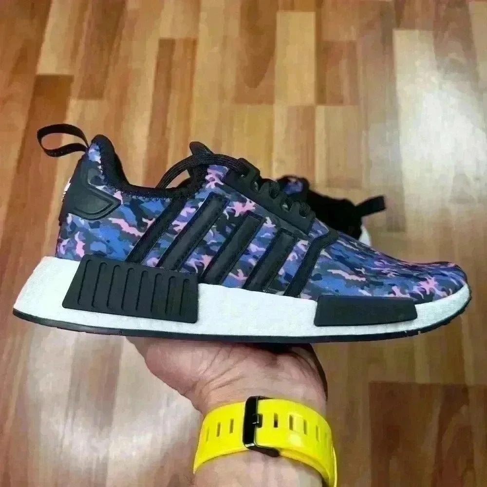 💰HUGE CLEARANCE SALE 💰 Adidas NMD_R1 (HQ6183) Womens Shoes  Size 8